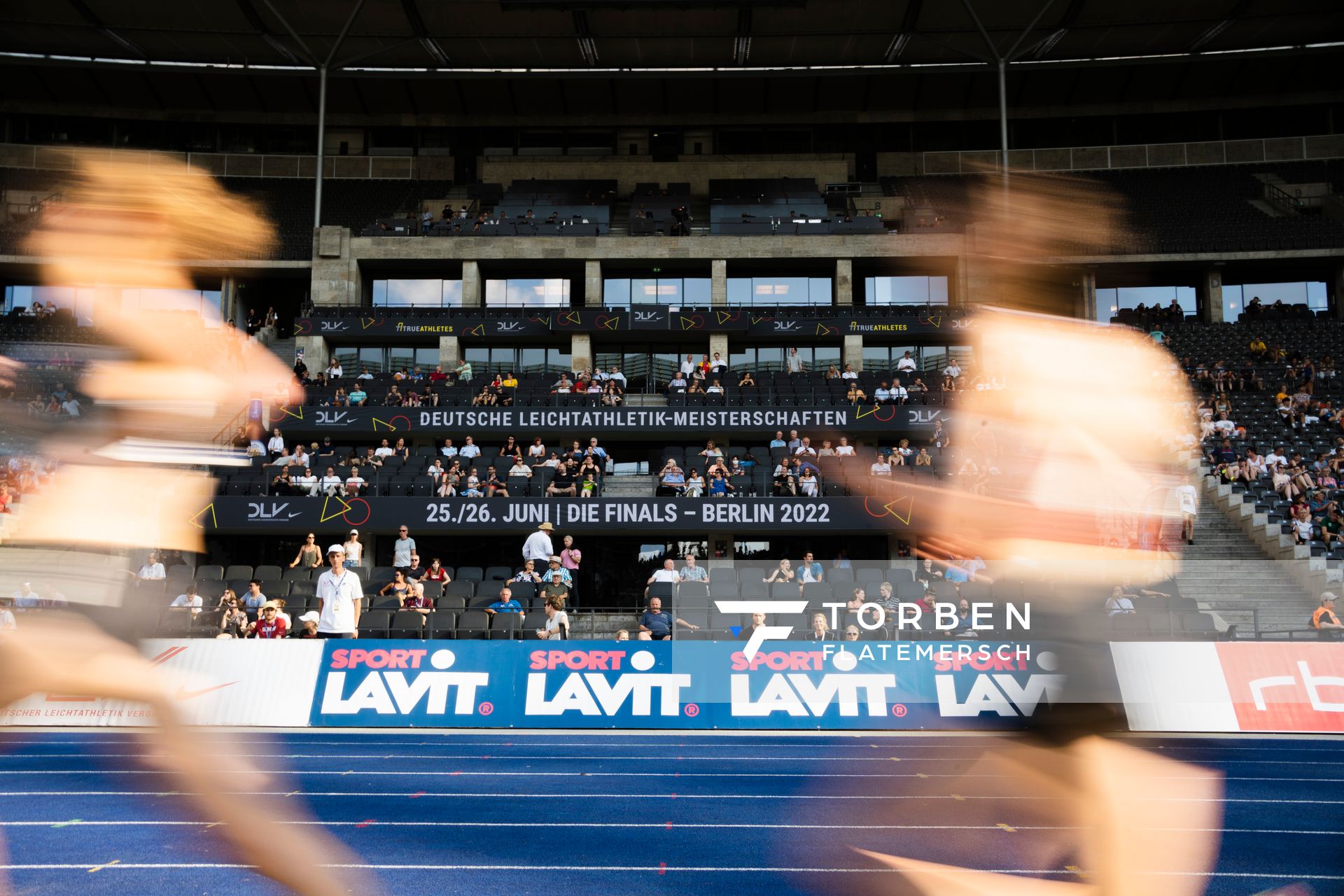 Deutsche Leichtathletik-Meisterschaften 2022 | Die Finals - Berlin 2022 Schriftzug waehrend der deutschen Leichtathletik-Meisterschaften im Olympiastadion am 26.06.2022 in Berlin